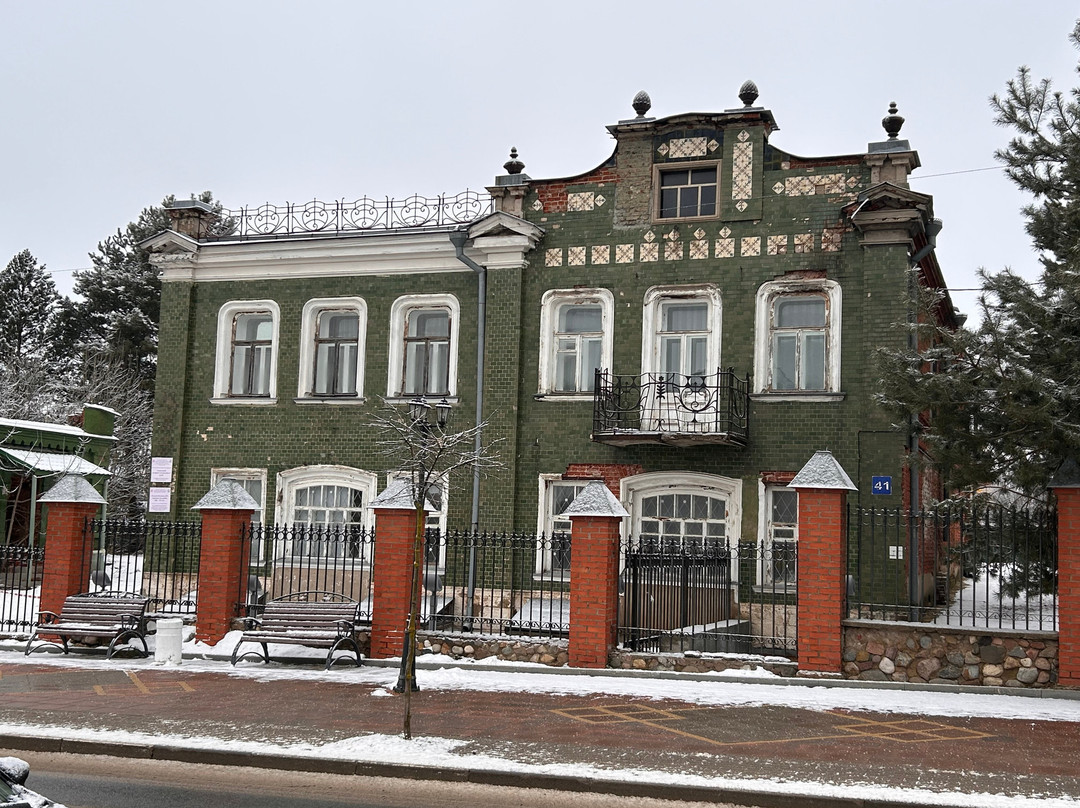 Volkov's estate景点图片