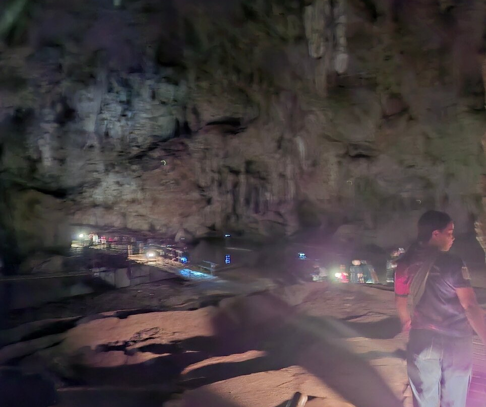 Lod Cave景点图片