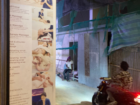 Triton Beach Hotel & Spa主图