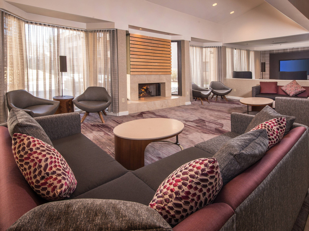 尚蒂伊杜勒斯机场万怡酒店