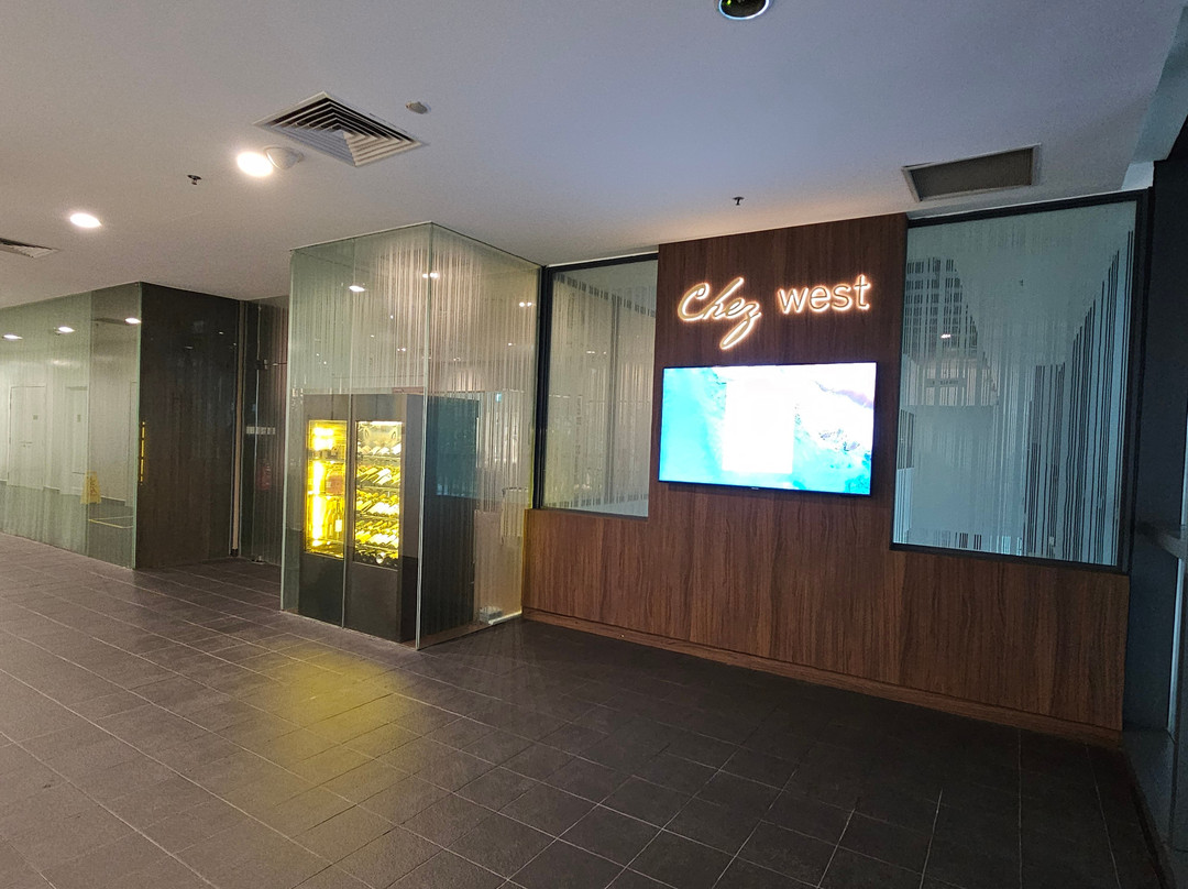 Chez West