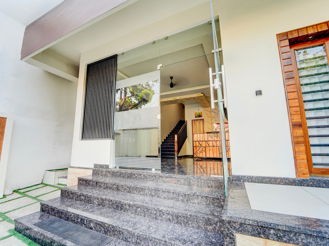 Super Townhouse Kalady Near Airport