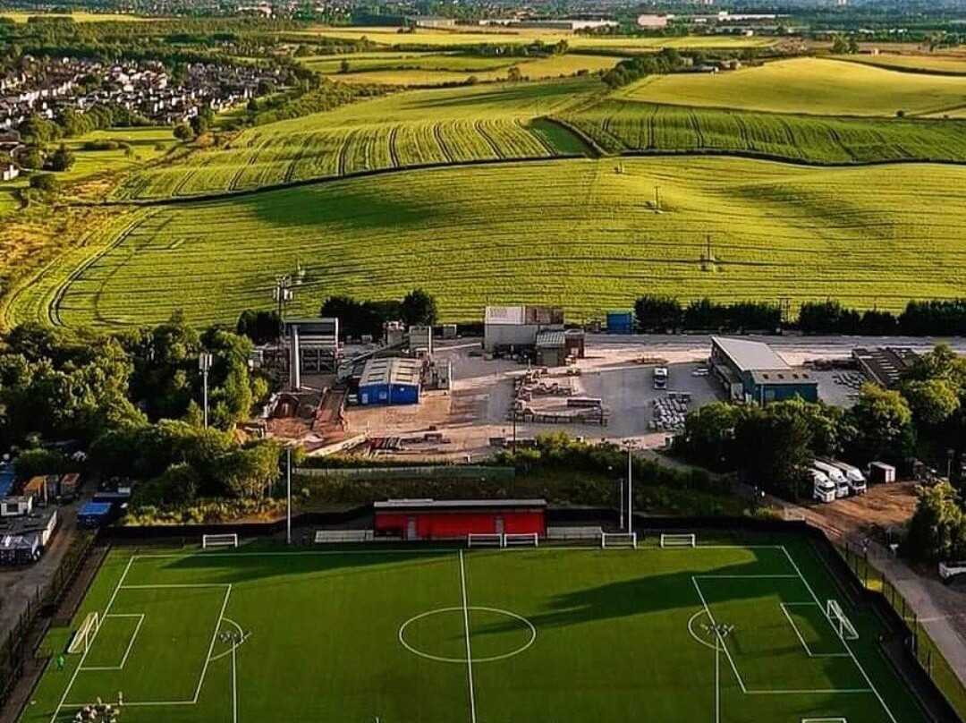 Kirkintilloch Community Sports Complex - Home Of Kirkintilloch Robroy Fc景点图片