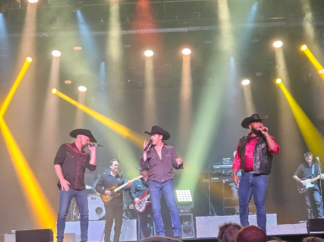 Pierce Arrow-布兰森必去景点