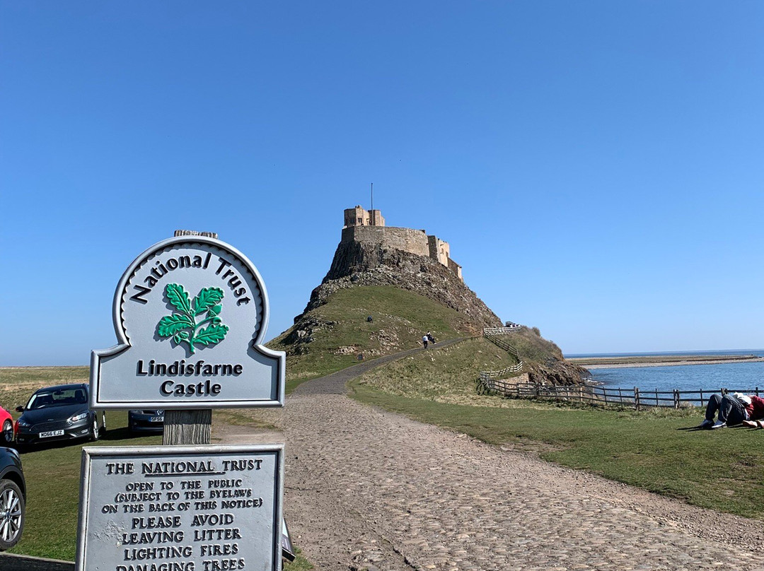 Lindisfarne Castle景点图片