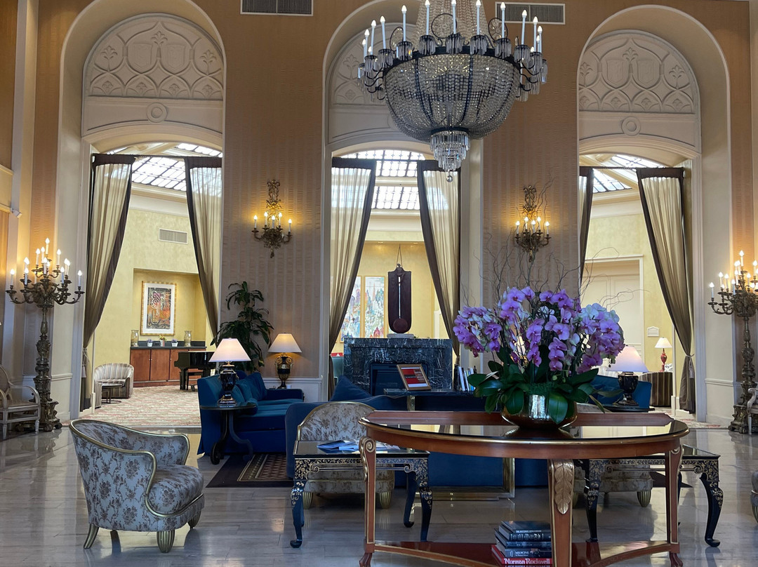 The InterContinental Mark Hopkins building-旧金山必去景点