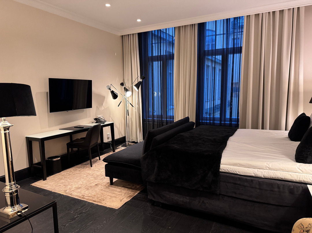 莉拉罗伯茨酒店主图