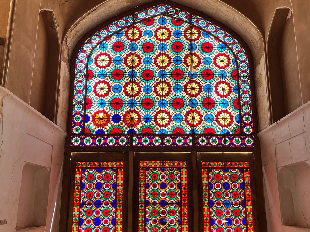 Yol Bir Iran Tours景点图片