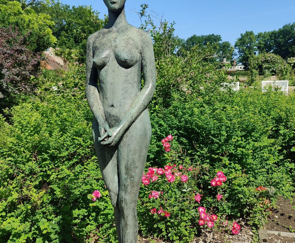 Ostdeutscher Rosengarten-Forst必去景点