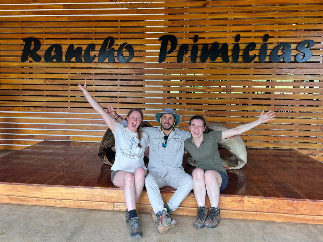 Galapagos by Local Guides-圣克鲁斯必去景点