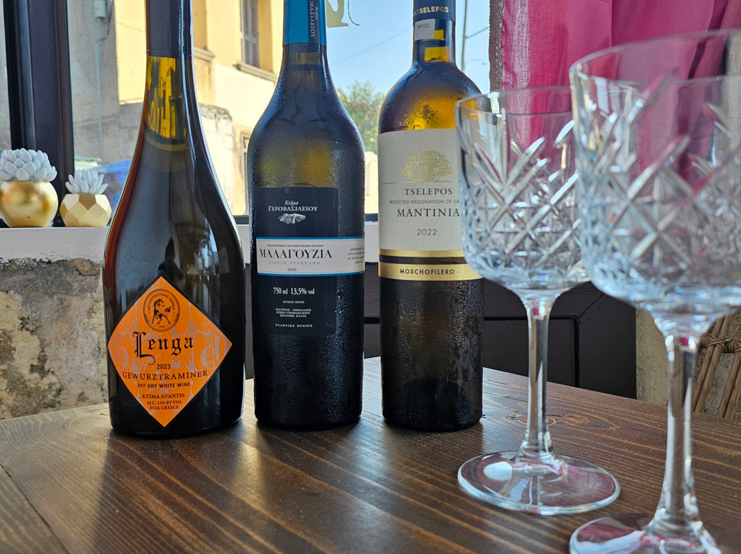 Rahat Cocktail And Wine Bar