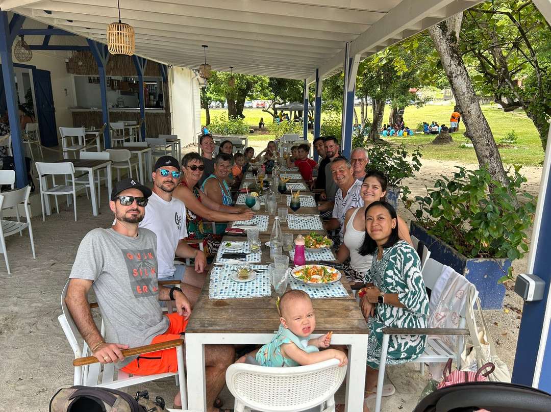 Sunny’s Beach Club