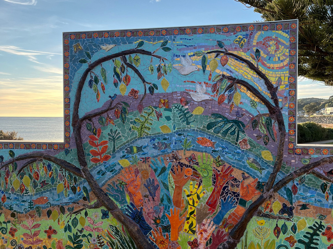 Penguin's Mosaic & Word Jumble Community Artwork-企鹅岛必去景点