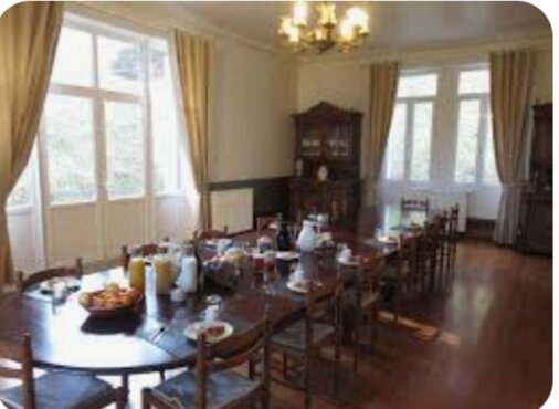 Chateau de Bonnevaux-官方