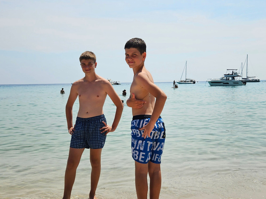 Plage de Canella-Sari-Solenzara必去景点
