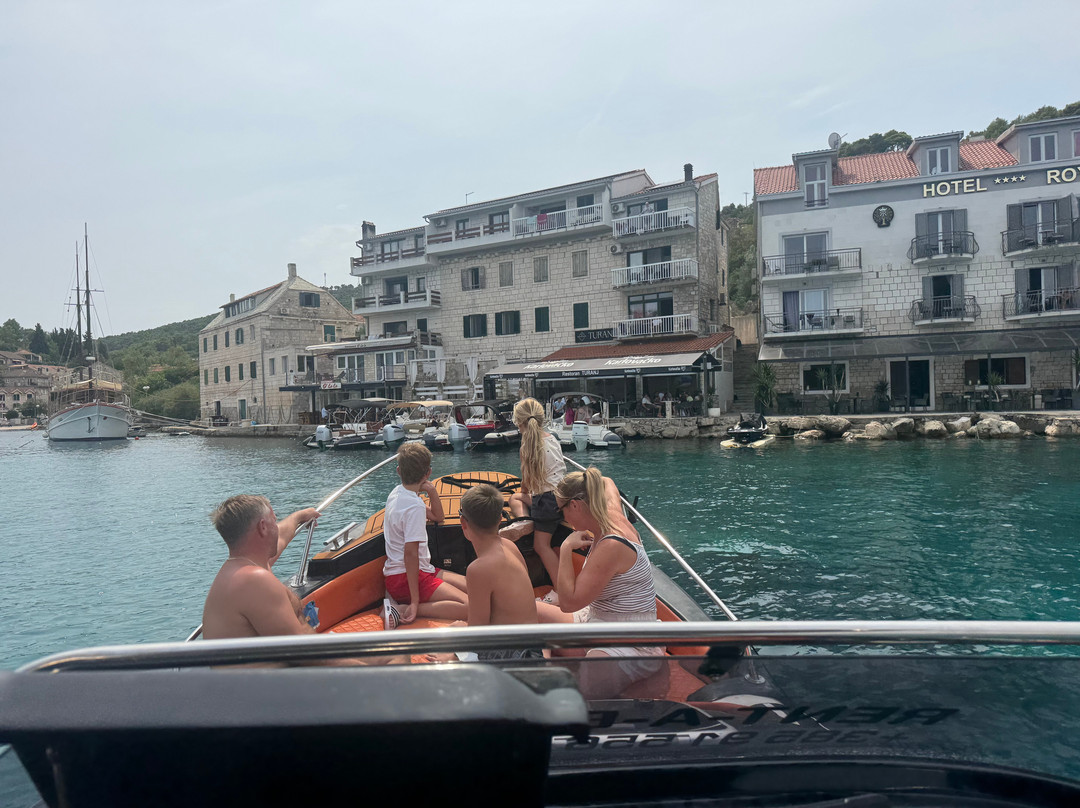 Rent A Boat Dalmacija