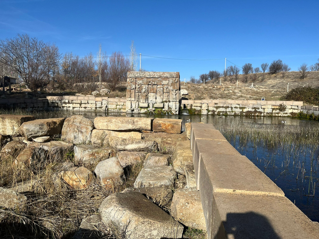 Eflatunpinar Hitit Su Aniti-贝伊谢希尔必去景点