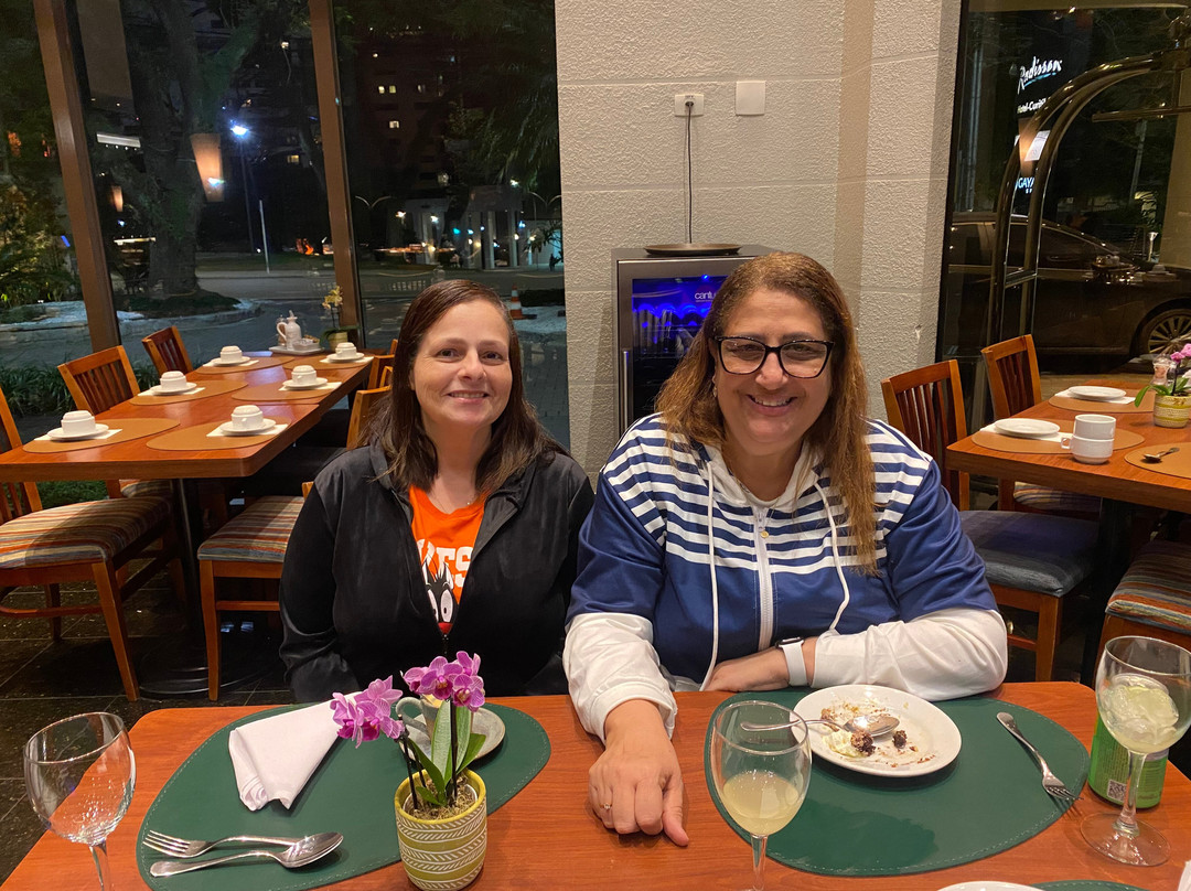 拉迪森库里蒂巴酒店主图