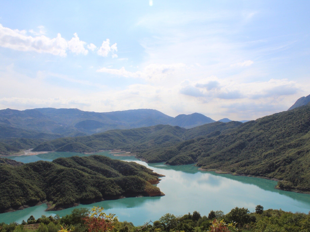 Lake Bovilla-Tirana County必去景点