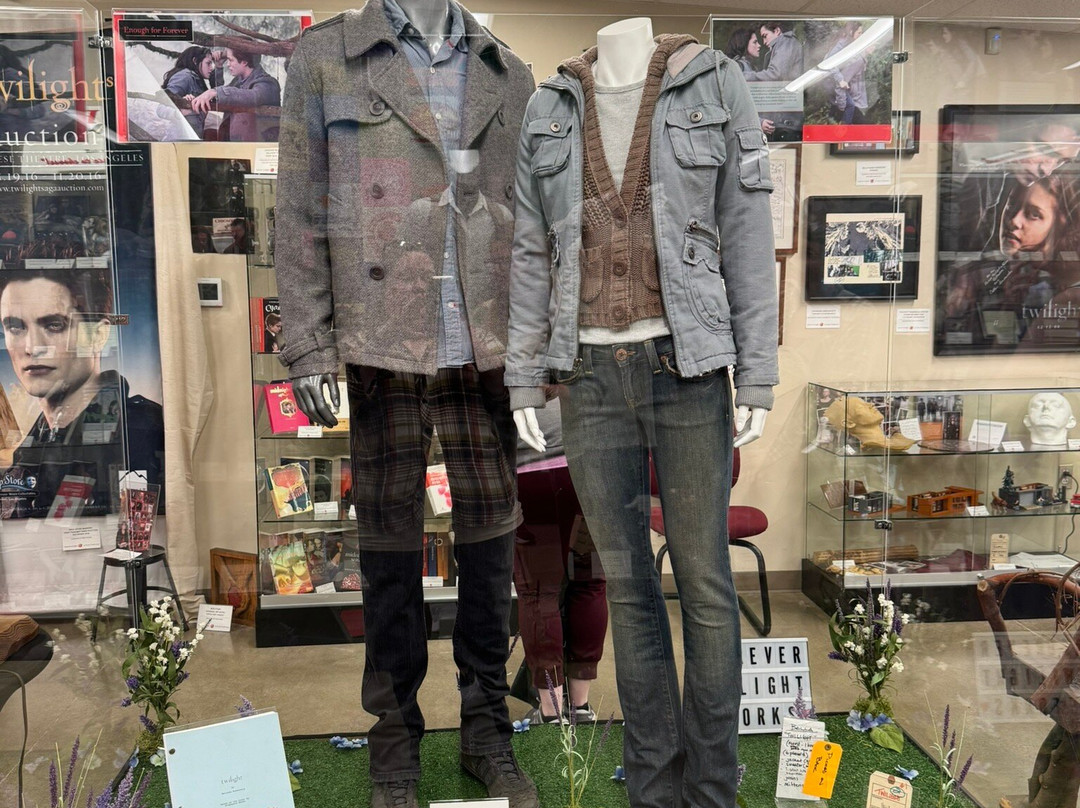 Forever Twilight in Forks Collection-福克斯必去景点