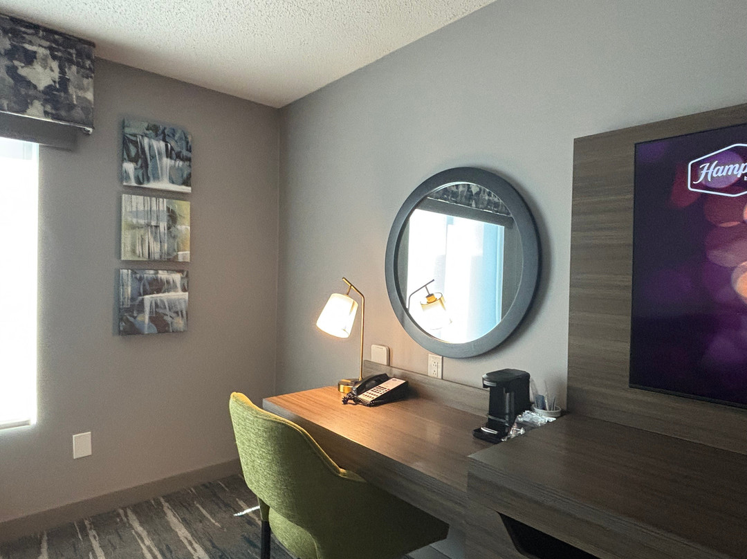 汉普顿宜特艾卡旅主图