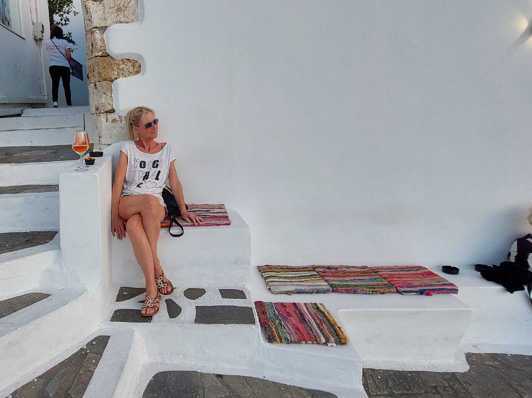 Anói Bar-Karpathos Town (Pigadia)必去景点