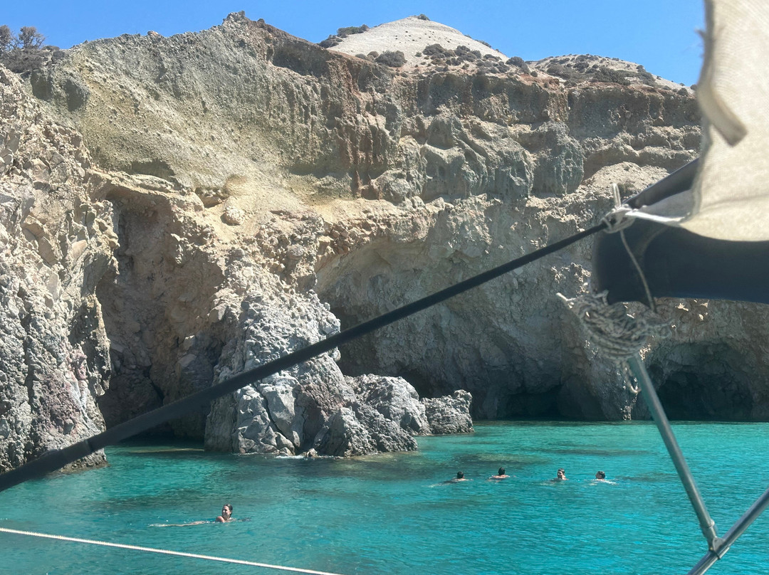 Aria Calma Milos-米洛斯岛必去景点