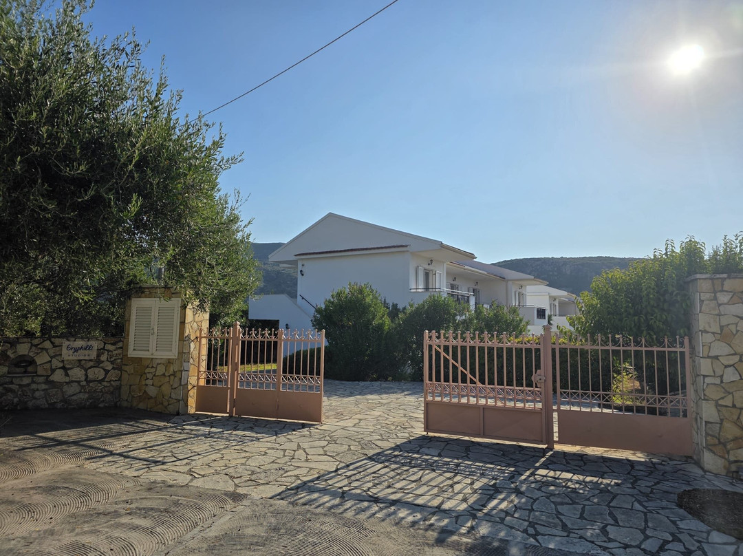 Eryphilli Studios主图