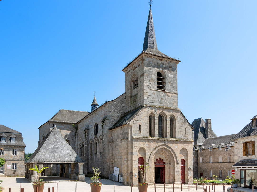 Abbatiale de Saint Léger-Meymac必去景点