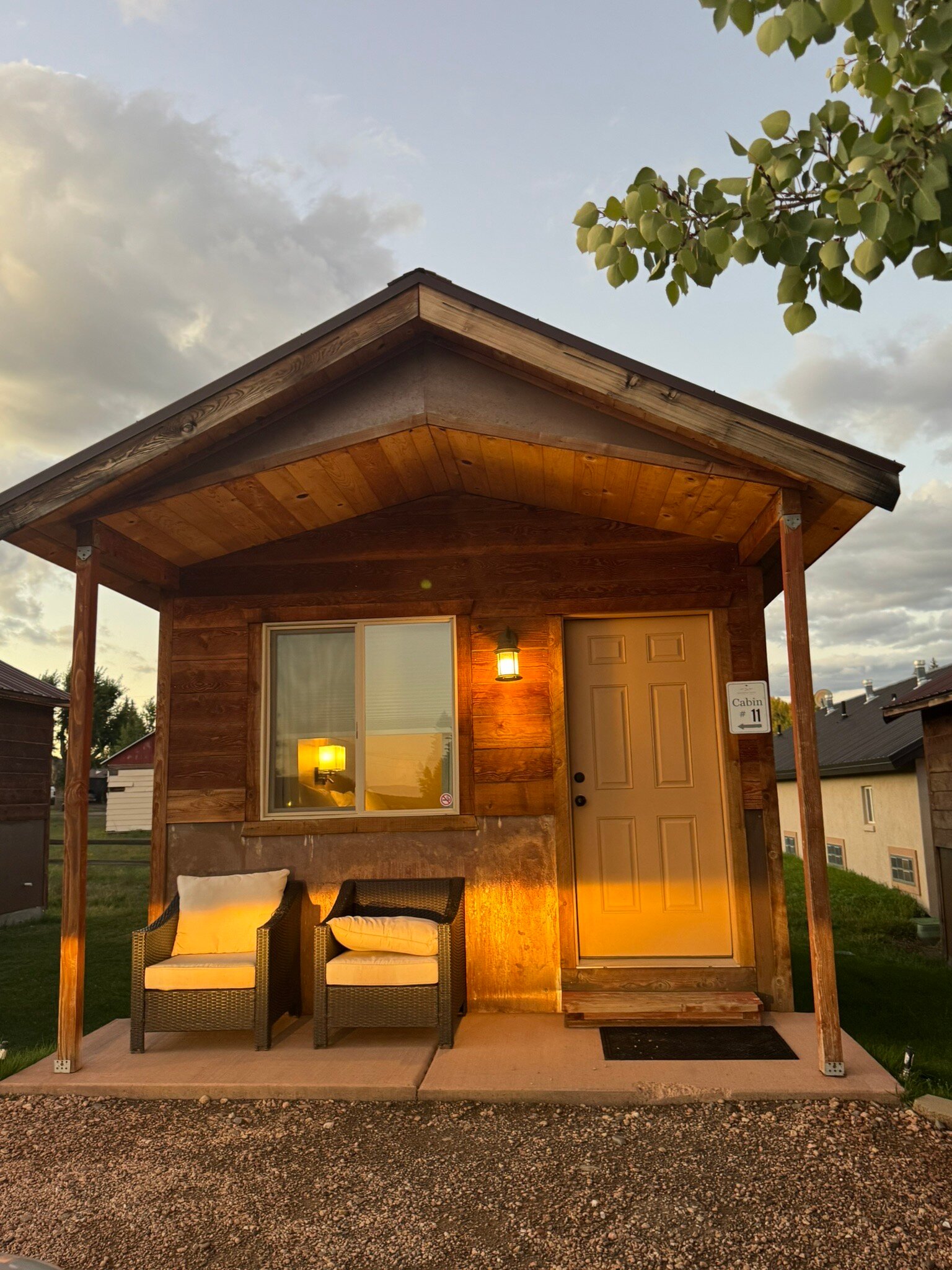 山脉汽车旅馆&小屋-官方