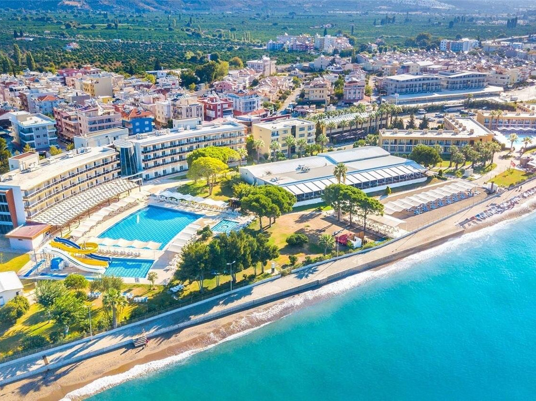 Grand Şahin's Gümüldür Resort Hotel