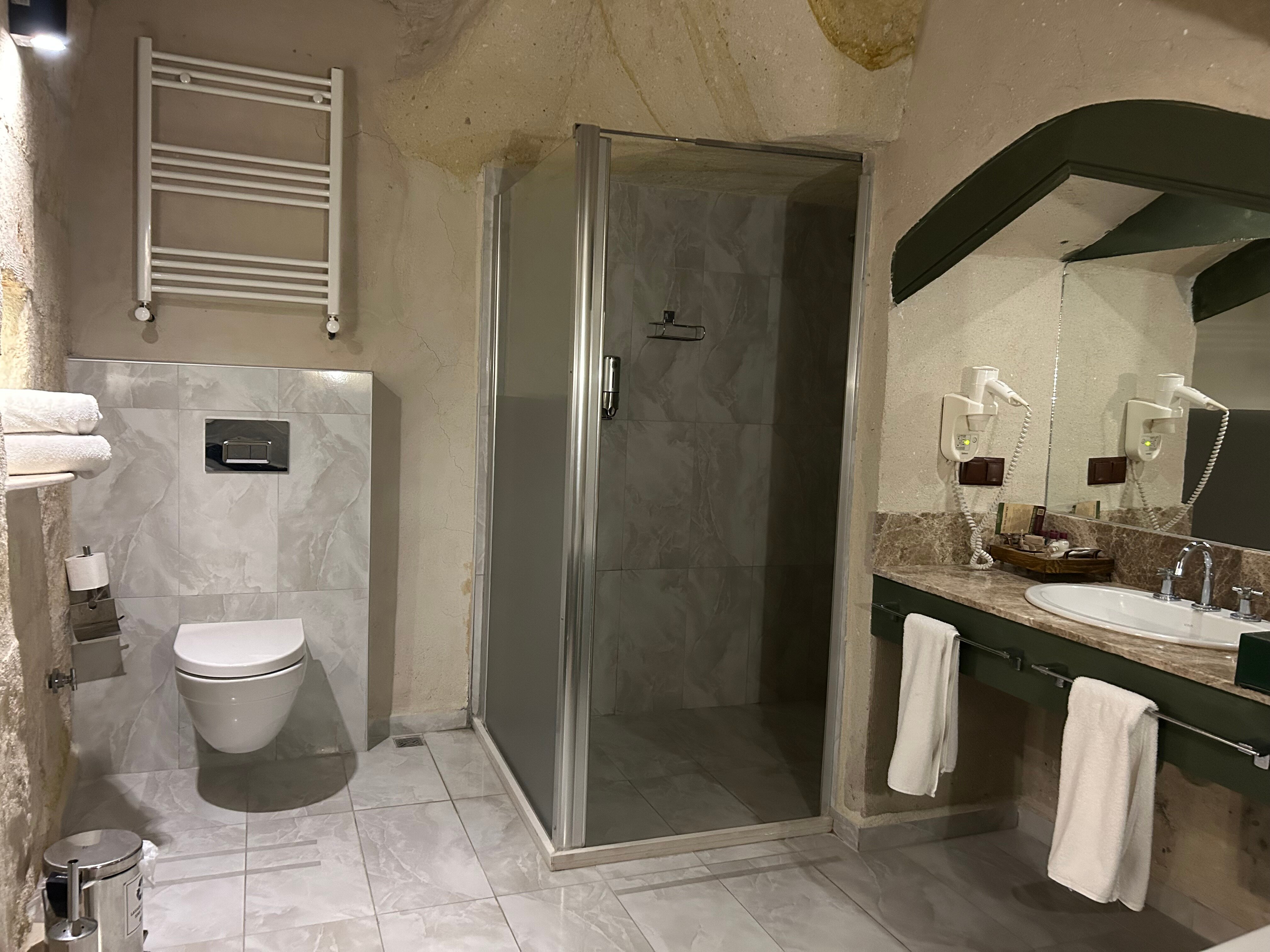 卡帕多西亚弗雷斯科窟套房酒店-浴室