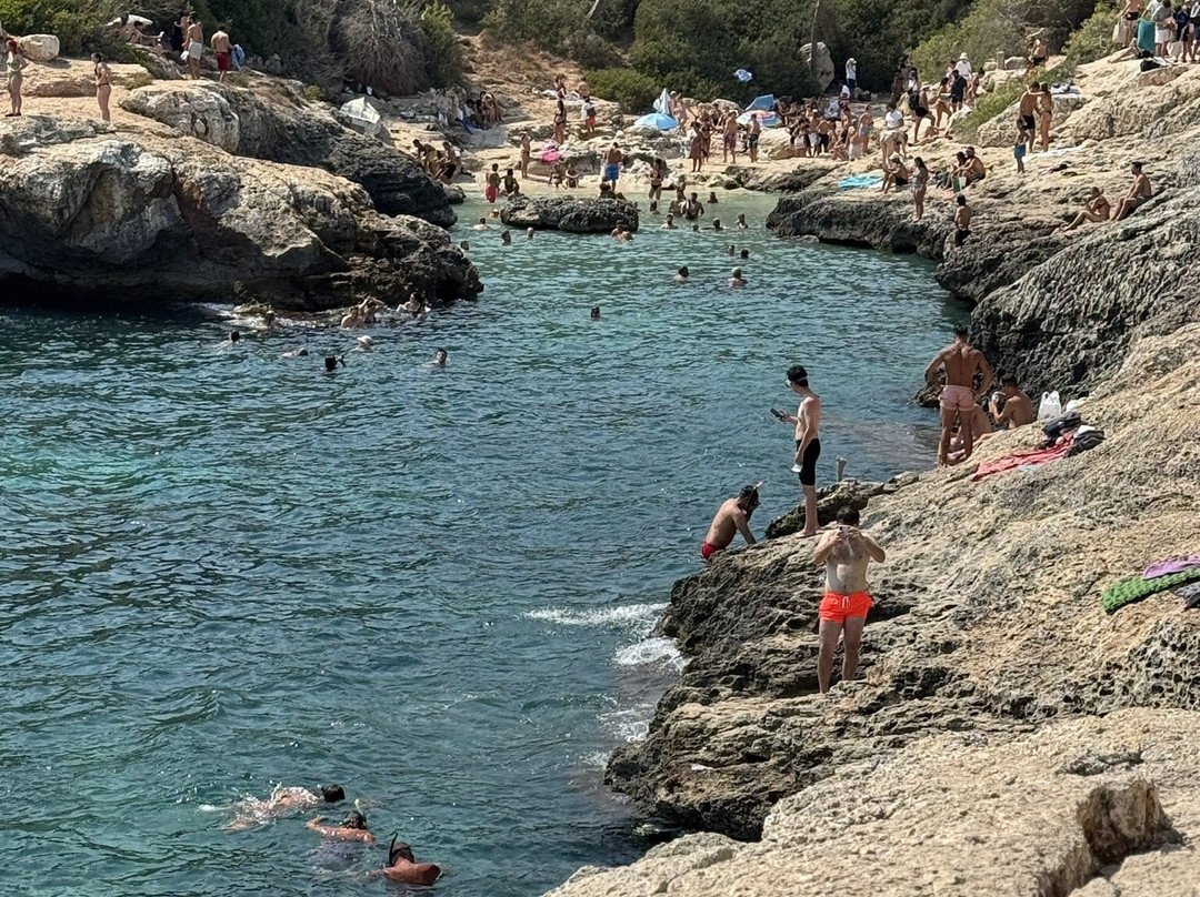 Cala s'Almunia-桑塔尼必去景点