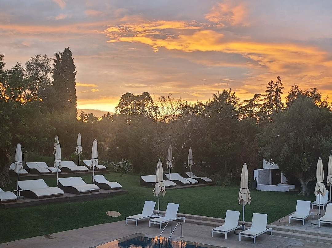 欧洲塔维拉酒店主图