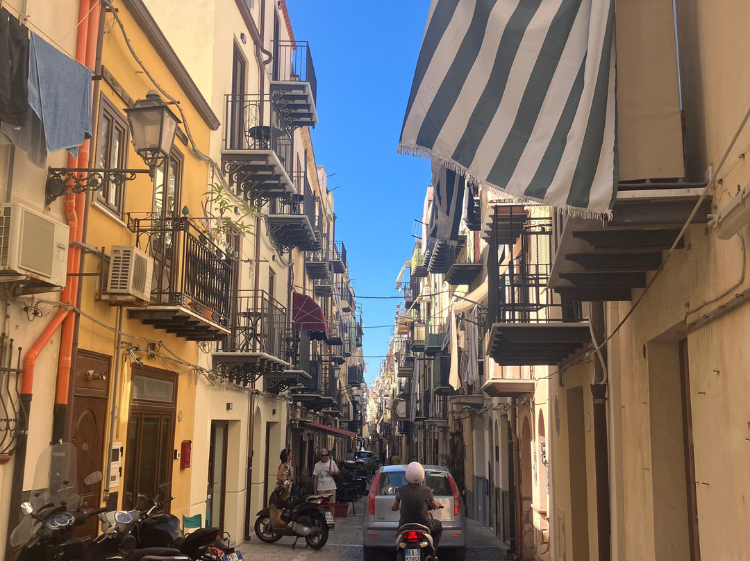 Old Town Cefalu-切法卢必去景点