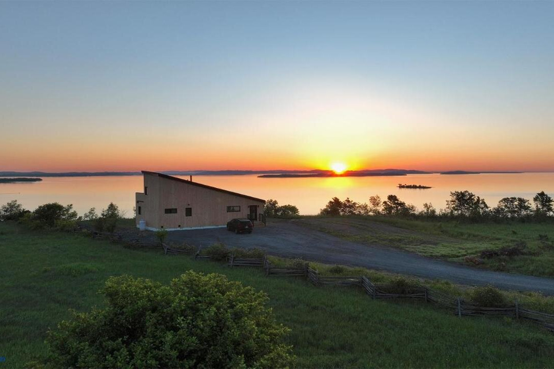Ten Mile Point Resort