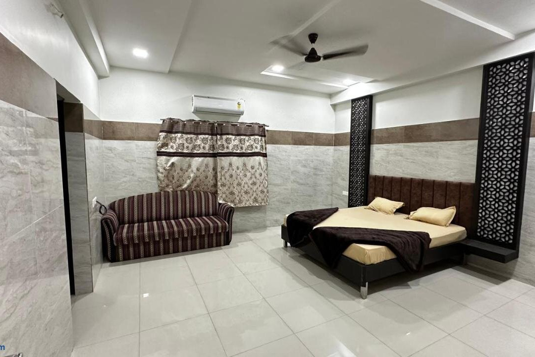 Hotel Shri Hari