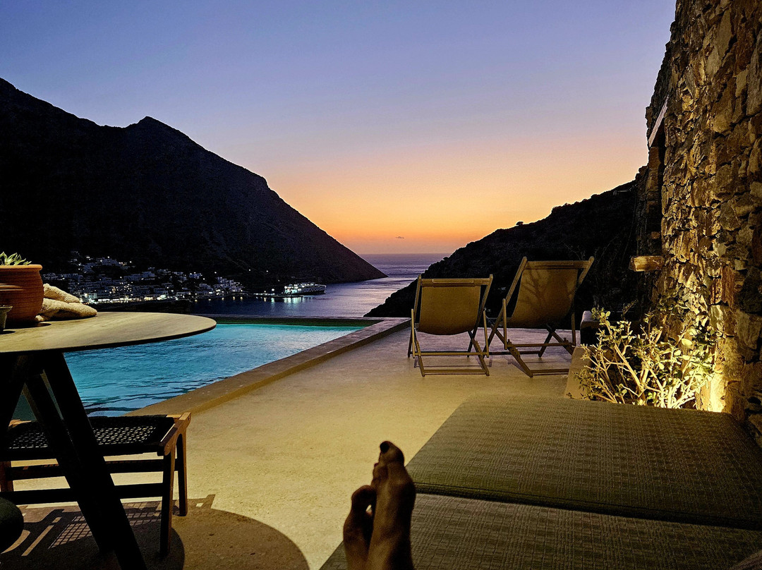 Apsila Pool Suites主图