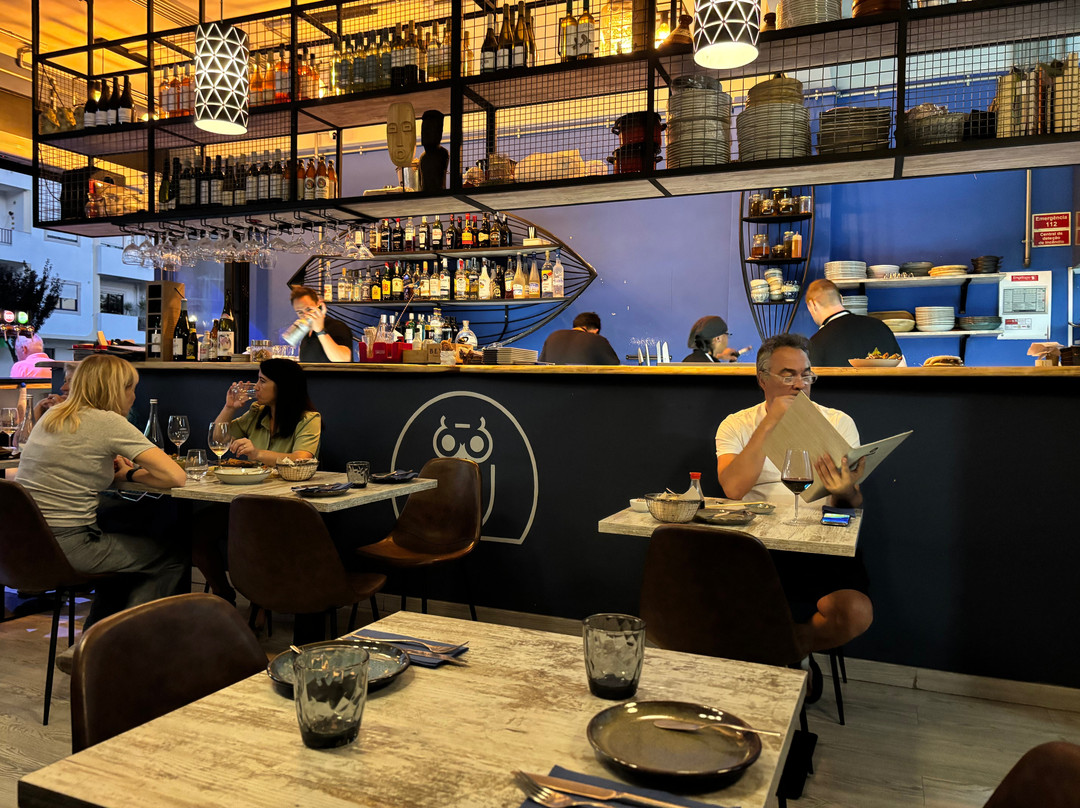 The Owl - Seafood & Cocktail Bar