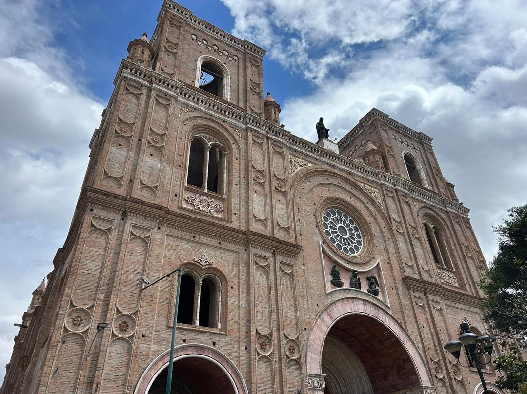新教堂-昆卡必去景点