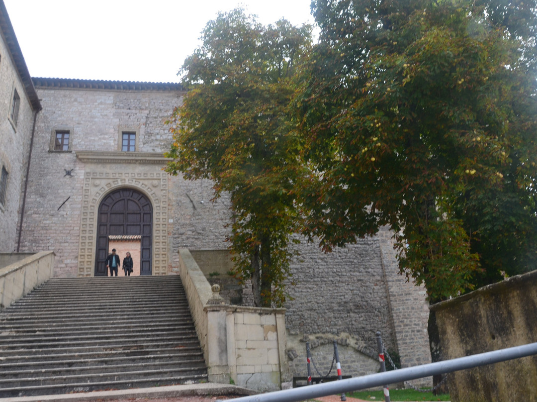 Basilica of Saint Ubaldo-古比奥必去景点