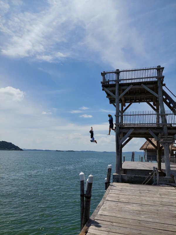 Telunas Beach Resort-官方