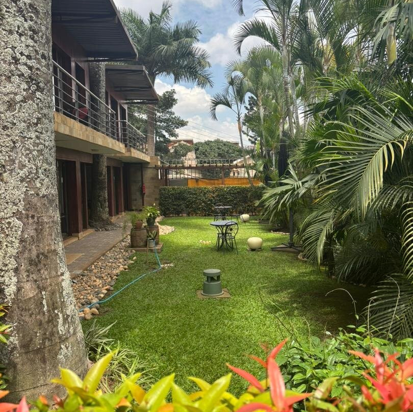 虎目岭度假村主图