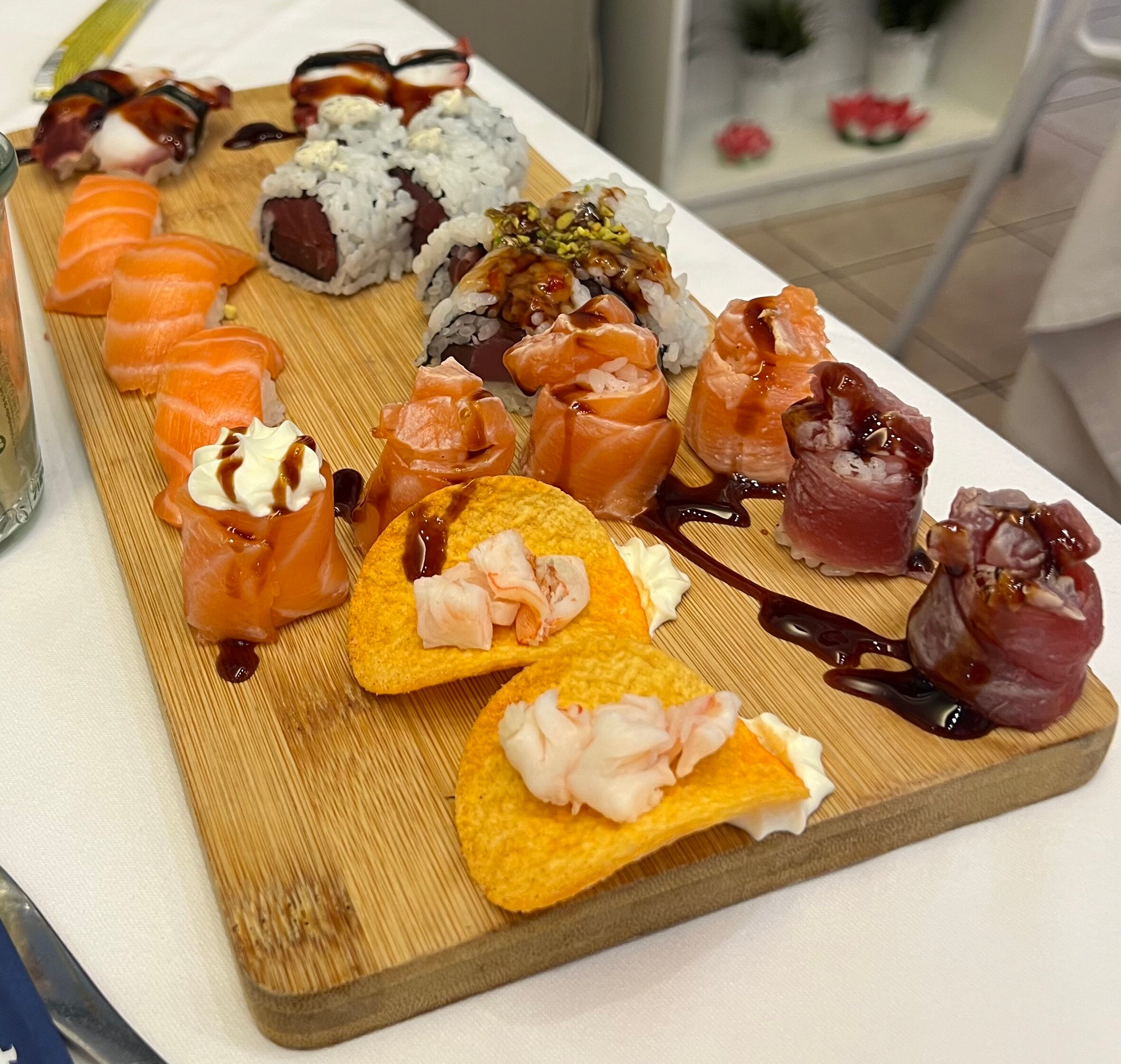 尹朋里亚雷酒店-官方