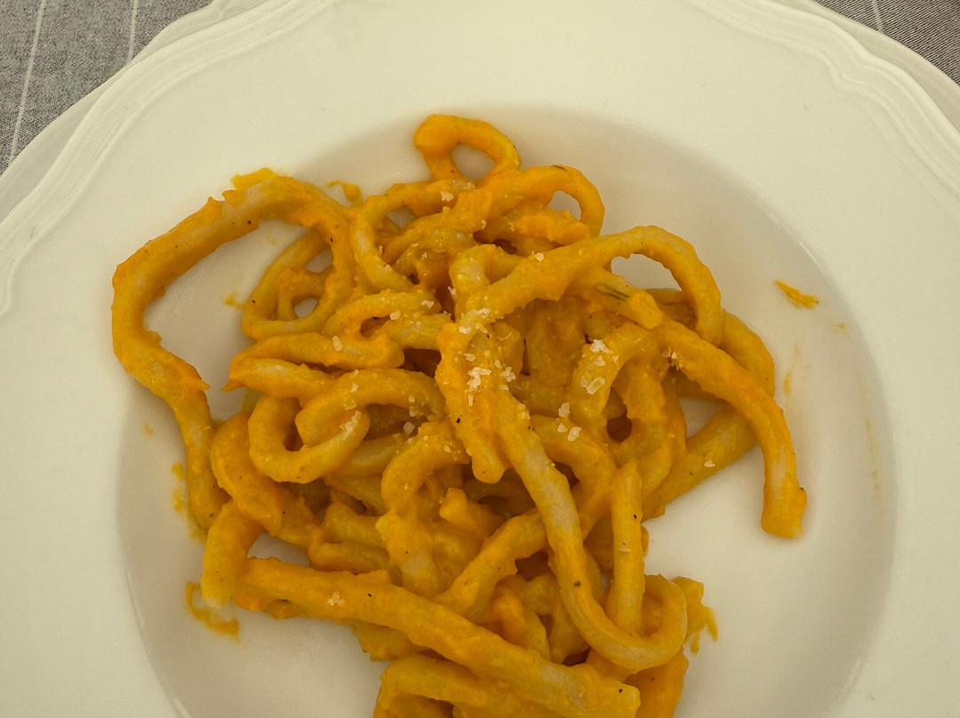 Juls’ Kitchen-埃尔萨谷口村必去景点