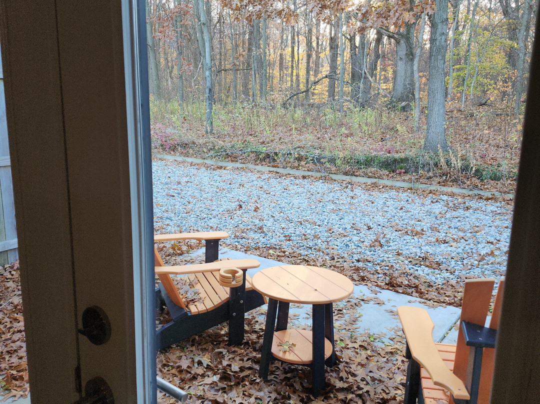 4411 Inn & Suites主图