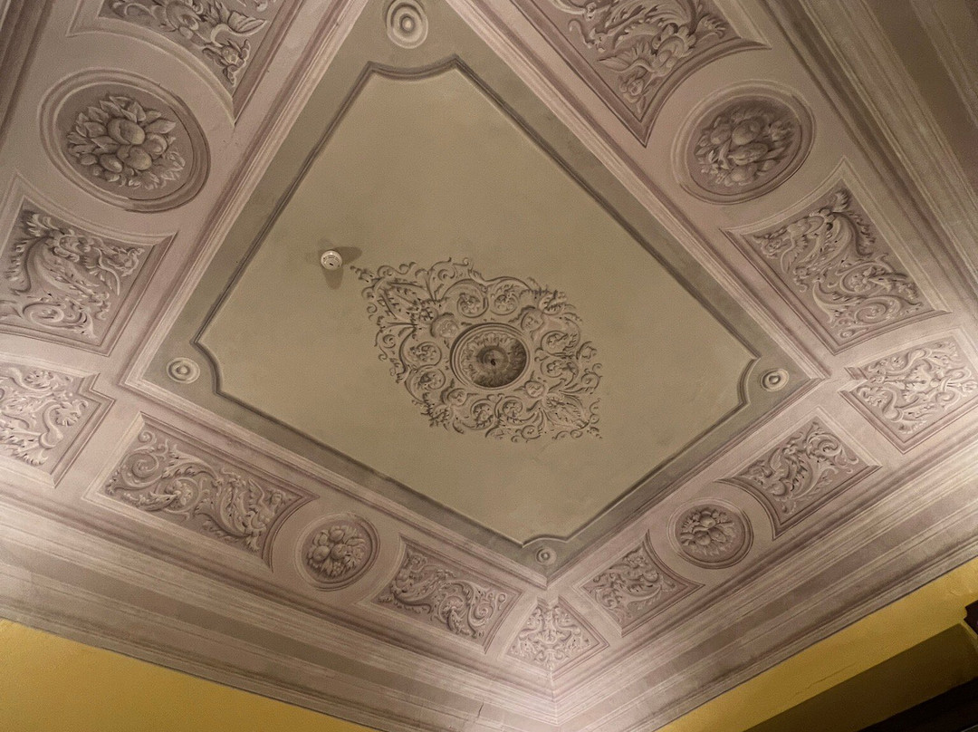 时尚阿雷佐酒店主图