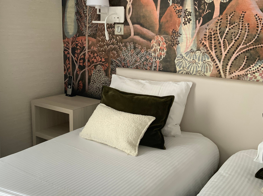 Le Renaissance主图