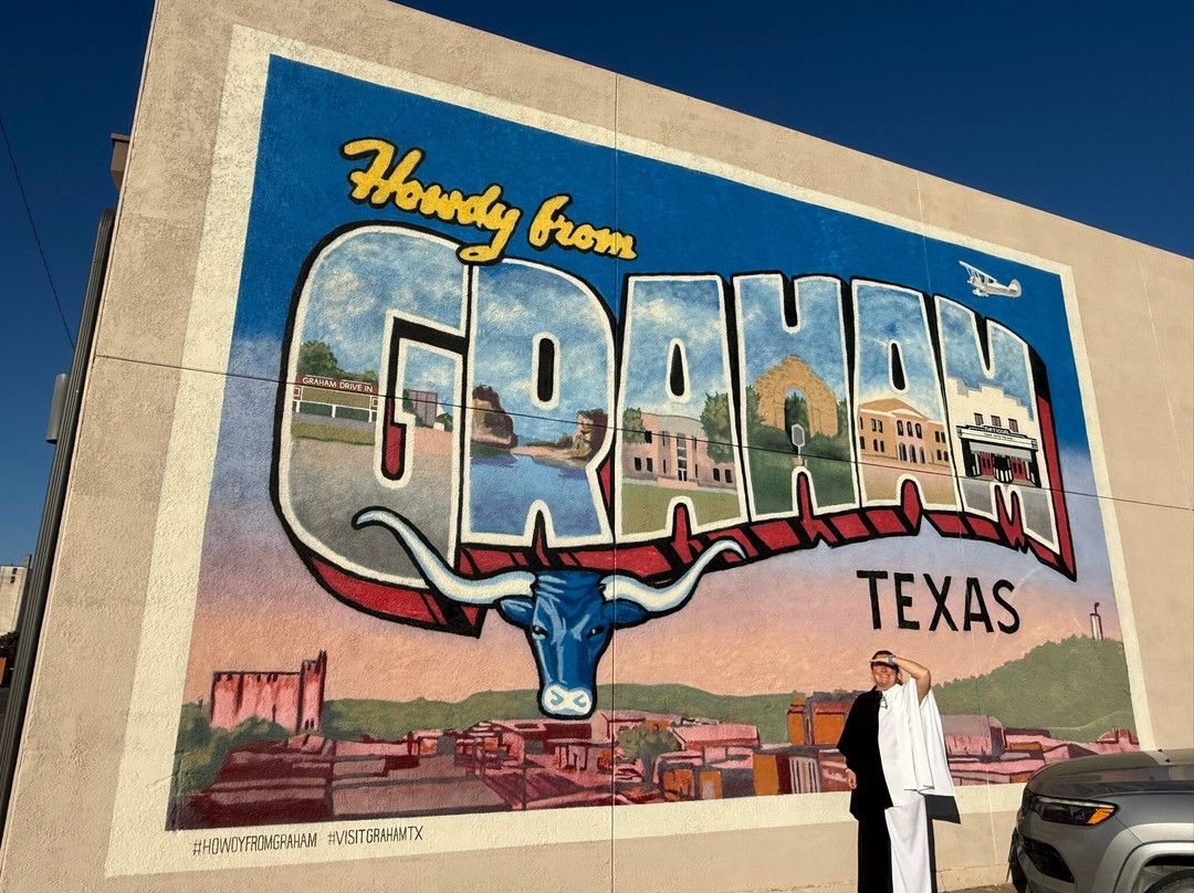 World's Largest Wheelbarrow-Graham必去景点