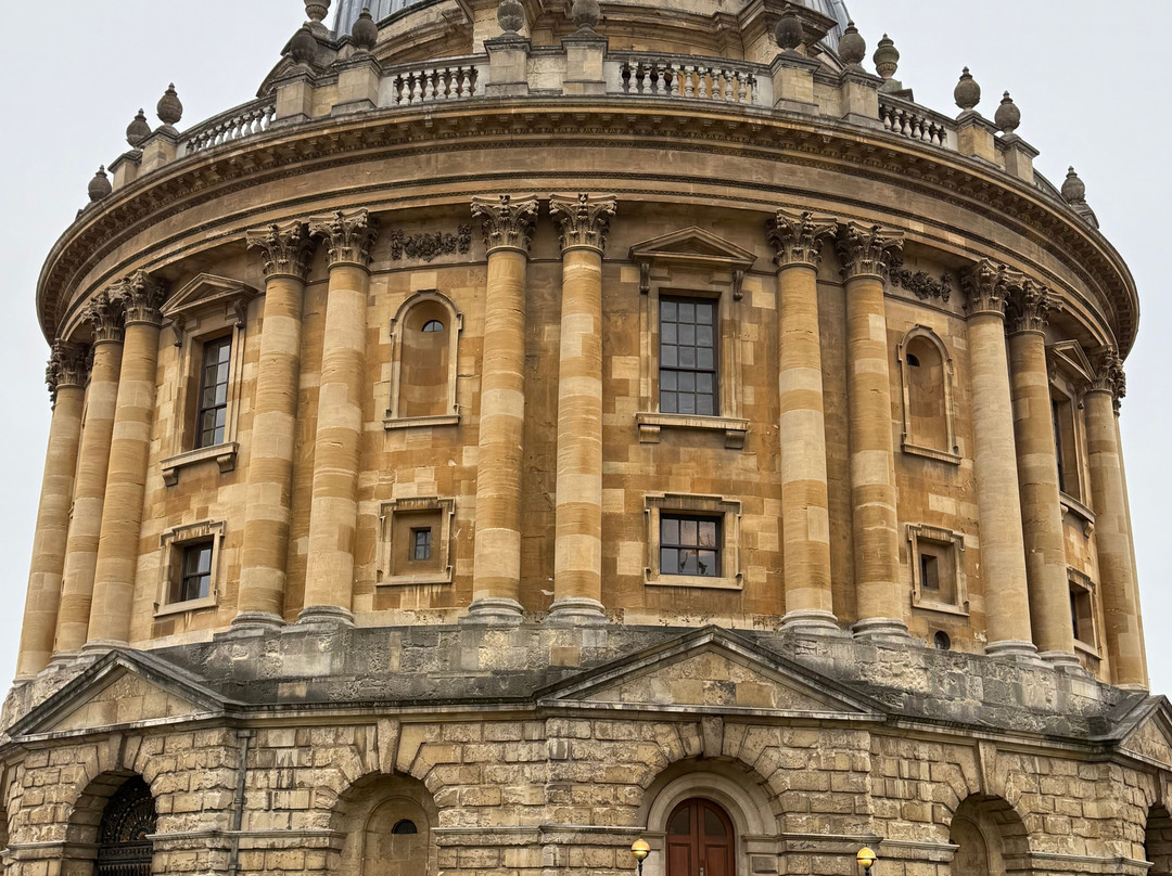 拉德克里夫图书馆-牛津必去景点